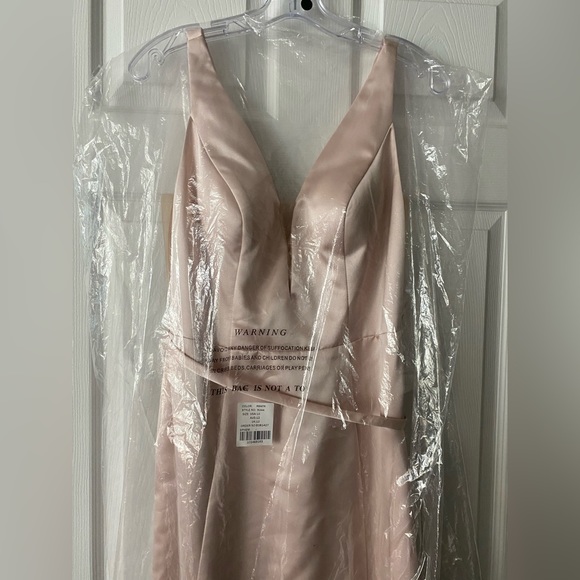 Sorella Vita Blush Pink Bridesmaid/Prom/Evening Dress - Picture 6 of 16